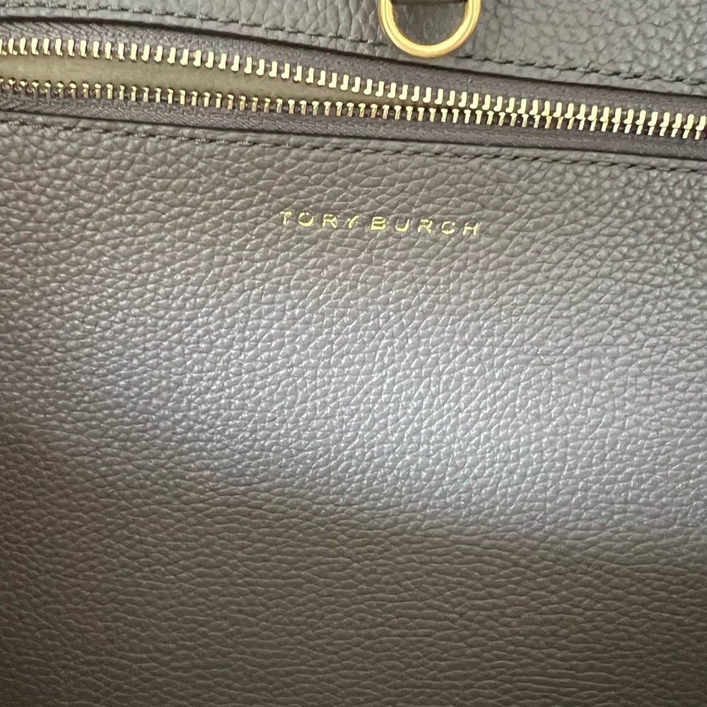 Tory Burch McGraw Pebbled Leather Tote in Silver Maple - Picture 5 of 13
